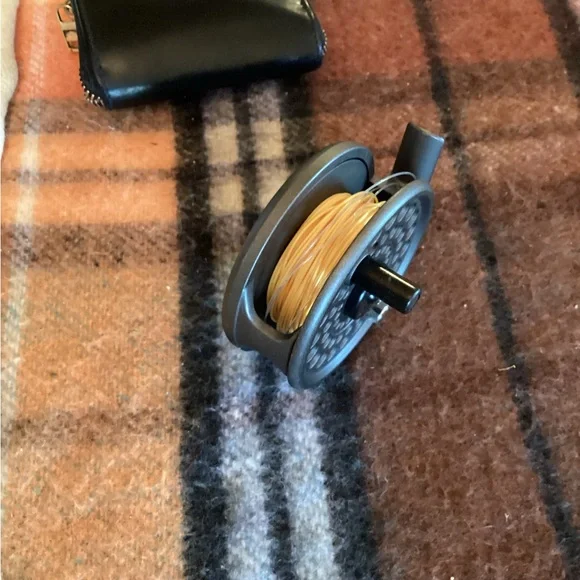 Sage 1200 Fly Reel - Picture 9 of 10